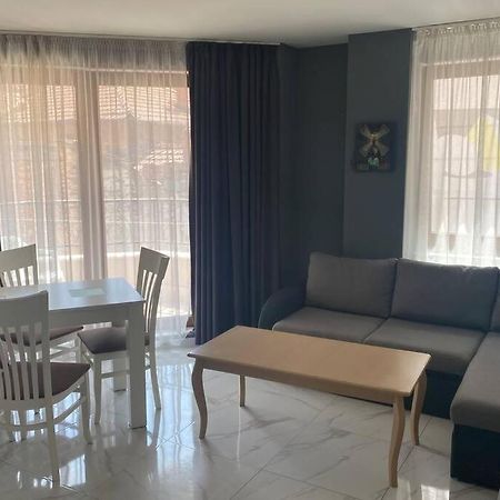 Markapart 2 - Apartment In Downtown روس المظهر الخارجي الصورة